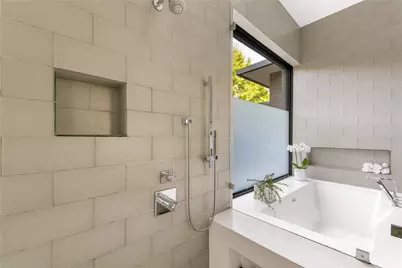 5420 Surrey Circle, Dallas, TX 75209 - Photo 13