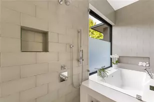 5420 Surrey Cir, Dallas, TX 75209 - Photo 13