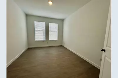 326 Sedalia Trail, Justin, TX 76247 - Photo 9