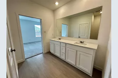 326 Sedalia Trail, Justin, TX 76247 - Photo 13