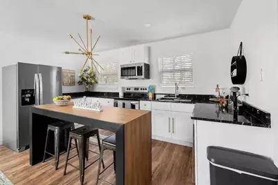 4811 Live Oak Street, Dallas, TX 75204 - Photo 5