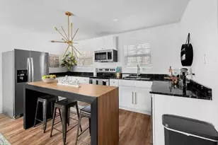 4811 Live Oak St, Dallas, TX 75204 - Photo 5