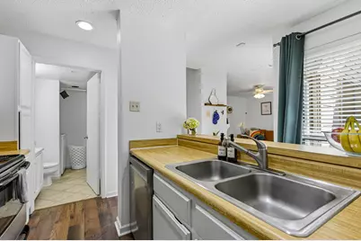 3939 Buena Vista Street #B, Dallas, TX 75204 - Photo 9