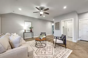 2205 N Hickory St, Sherman, TX 75092 - Photo 5