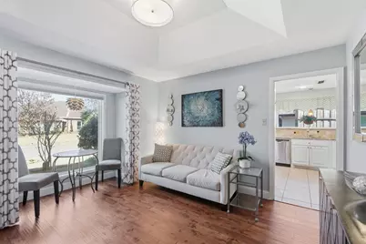 10118 Apple Creek Drive, Dallas, TX 75243 - Photo 3