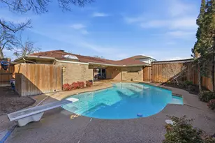 10118 Apple Creek Dr, Dallas, TX 75243 - Photo 29