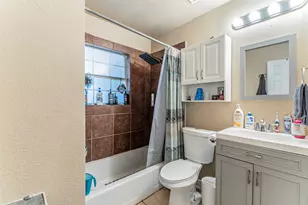 1304 E Inwood Dr, Arlington, TX 76010 - Photo 13