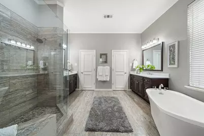 5612 Crowndale Drive, Plano, TX 75093 - Photo 13