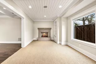 6842 Merrilee Ln, Dallas, TX 75214 - Photo 21