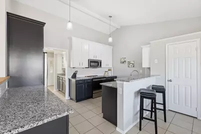 2828 Windsor Drive, Flower Mound, TX 75028 - Photo 9