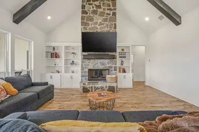 435 Creekside Court, Weatherford, TX 76087 - Photo 7