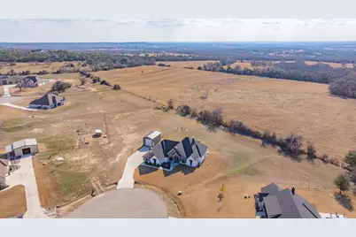 435 Creekside Court, Weatherford, TX 76087 - Photo 37