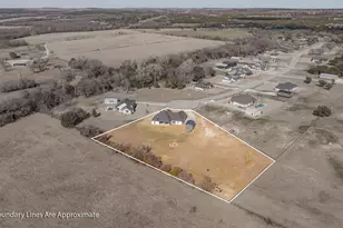 435 Creekside Ct, Weatherford, TX 76087 - Photo 39