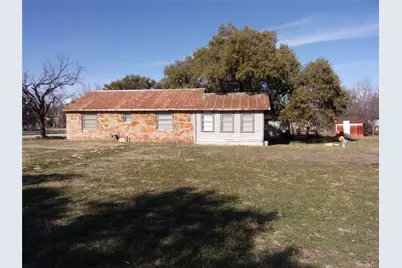 507 S Cherokee Street, San Saba, TX 76877 - Photo 3