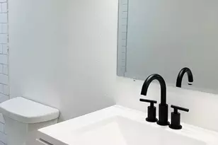 825 Holden St, Fort Worth, TX 76111 - Photo 7