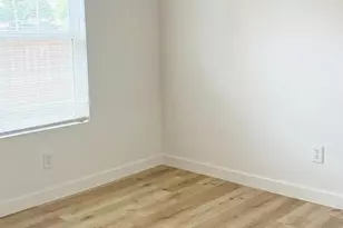 825 Holden St, Fort Worth, TX 76111 - Photo 5