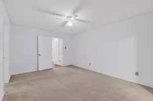 3401 Hillsdale Ln, Garland, TX 75042 - Photo 33