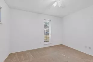 3401 Hillsdale Ln, Garland, TX 75042 - Photo 39