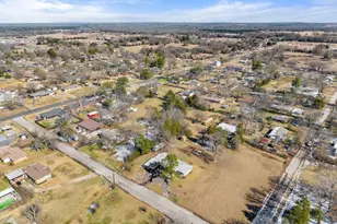 116 Magnolia St, Van, TX 75790 - Photo 37