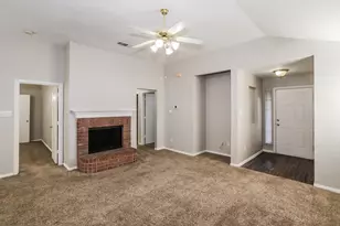 1012 Port Mansfield Dr, Little Elm, TX 75068 - Photo 3