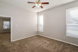 1012 Port Mansfield Dr, Little Elm, TX 75068 - Photo 9