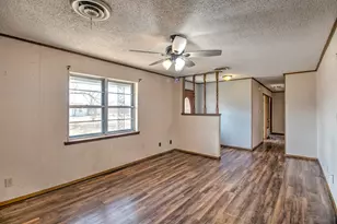 305 Gene Autry Dr, Tioga, TX 76271 - Photo 7