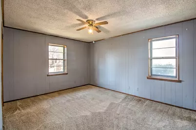 305 Gene Autry Drive, Tioga, TX 76271 - Photo 15