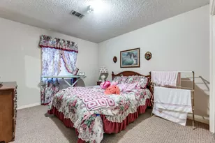 4215 Cinnabar Dr, Dallas, TX 75227 - Photo 15