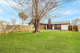 2105 Matterhorn Dr, Garland, TX 75044 - Photo 23