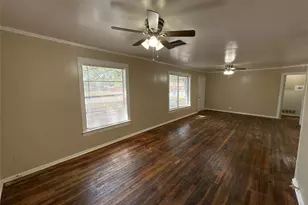 800 Audra Ln, Denton, TX 76209 - Photo 13