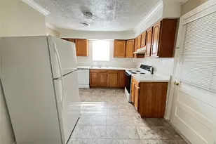 800 Audra Ln, Denton, TX 76209 - Photo 23