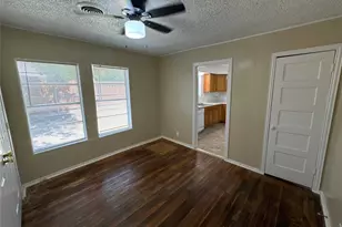 800 Audra Ln, Denton, TX 76209 - Photo 15