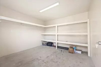 805 23rd Street, Grand Prairie, TX 75050 - Photo 17