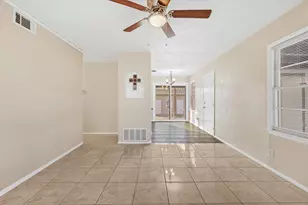 805 23rd St, Grand Prairie, TX 75050 - Photo 5