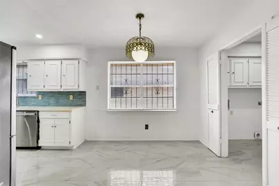 7027 Hunnicut Road, Dallas, TX 75227 - Photo 11