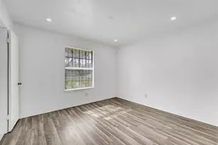 7027 Hunnicut Rd, Dallas, TX 75227 - Photo 17