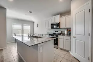 4109 Ridgeway Ln, Denton, TX 76226 - Photo 3