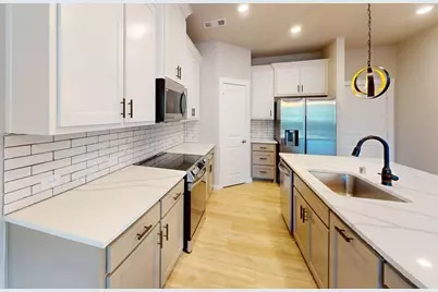 7332 Concha Drive, Grand Prairie, TX 75054 - Photo 3