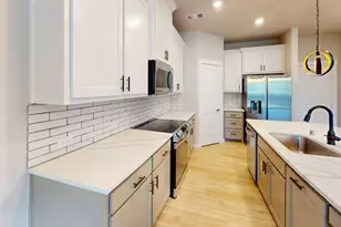 7332 Concha Dr, Grand Prairie, TX 75054 - Photo 3