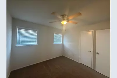 8615 Elam Heights Drive, Dallas, TX 75217 - Photo 11