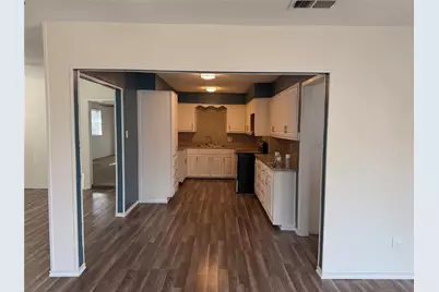 8615 Elam Heights Drive, Dallas, TX 75217 - Photo 5