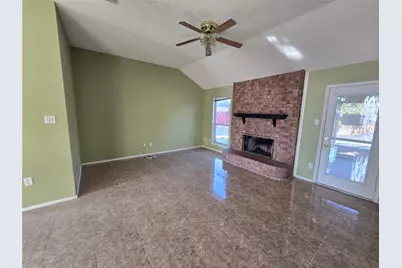 8012 Ashridge Road, Fort Worth, TX 76134 - Photo 9