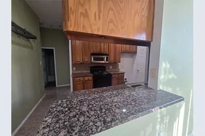 8012 Ashridge Road, Fort Worth, TX 76134 - Photo 9