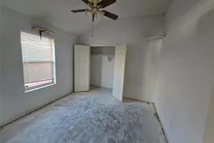 8012 Ashridge Rd, Fort Worth, TX 76134 - Photo 19