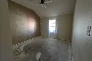 8012 Ashridge Rd, Fort Worth, TX 76134 - Photo 17