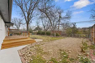 11046 Delford Cir, Dallas, TX 75228 - Photo 31