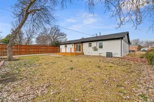 11046 Delford Cir, Dallas, TX 75228 - Photo 33