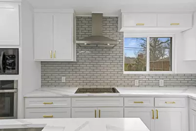 11046 Delford Circle, Dallas, TX 75228 - Photo 13