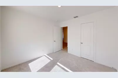 14085 Ladbroke Street, Pilot Point, TX 76258 - Photo 11