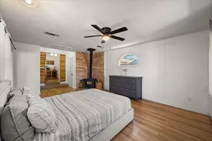 1519 W Lavender Ln, Arlington, TX 76013 - Photo 23